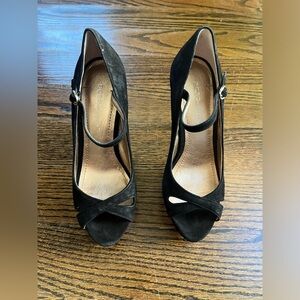 BCBGENERATION Black Leather Suede Mary Jane Peep Toe Heels Size 6 New
